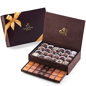 Godiva Royal Gift Box Large, 94 pcs delivery to Denmark