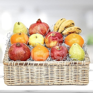  Small Fruit Basket delivery to Pakistan