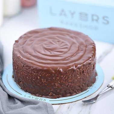 2.5lbs Ferrero Classic Cake Layersbakeshop