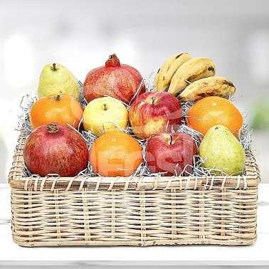  Small Fruit Basket delivery to Pakistan