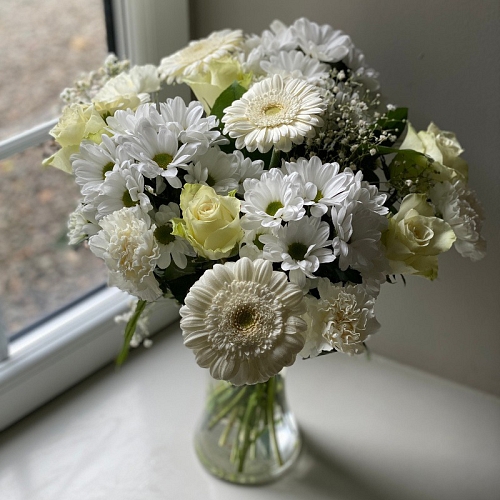 Fresh White Bouquet