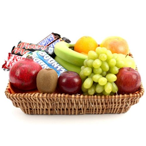 Bounty Fruit Basket delivery to UK [United Kingdom]